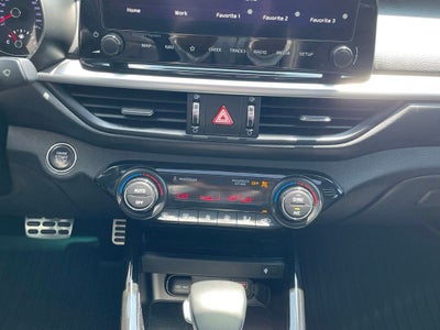 2023 Kia Forte GT-Line SUNROOF / NAV / HEATED SEATS