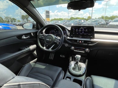 2023 Kia Forte GT-Line SUNROOF / NAV / HEATED SEATS
