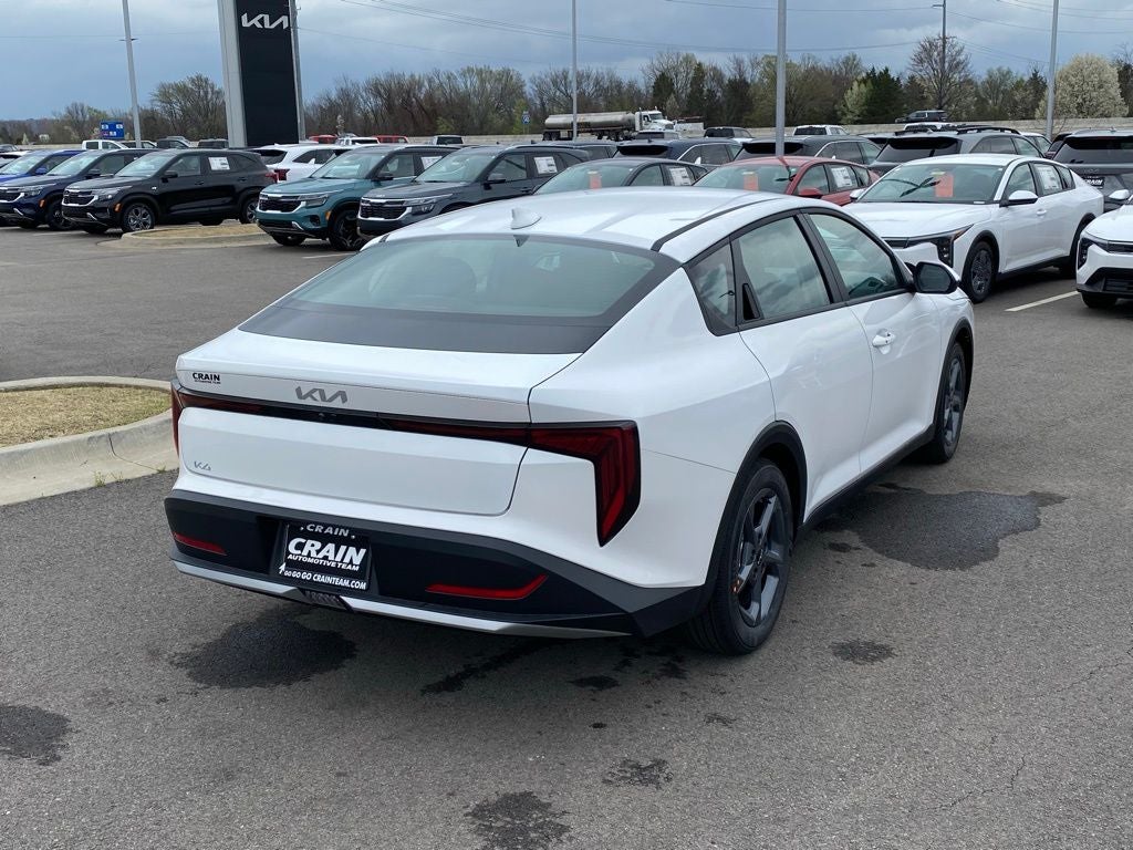 2026 Kia K4 LXS