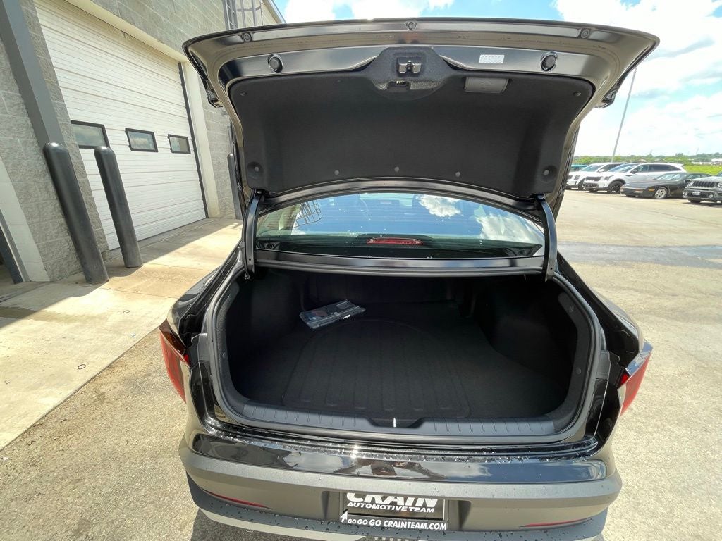 2026 Kia K4 LX