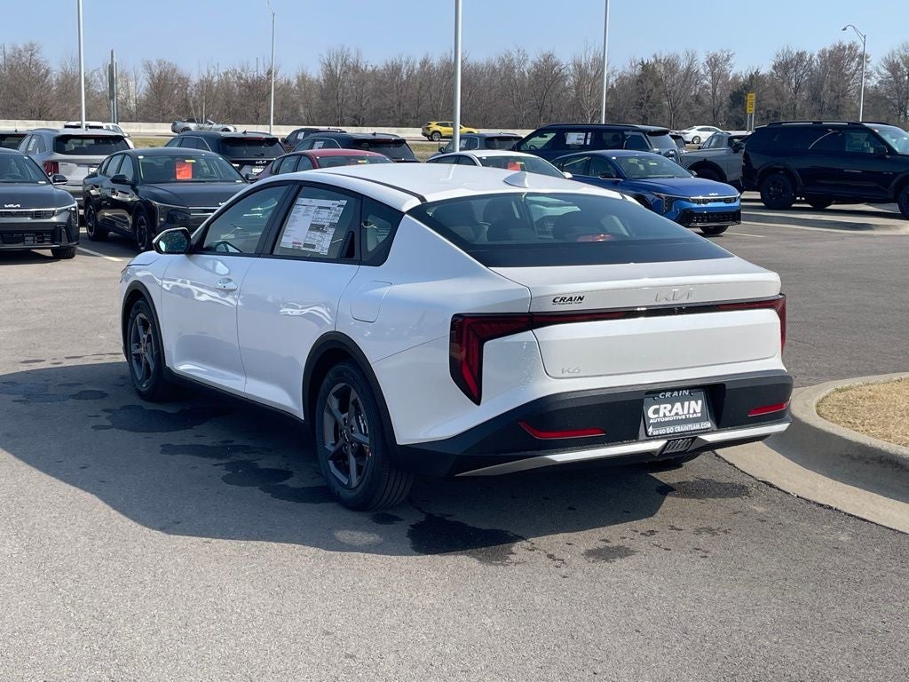 2026 Kia K4 LXS