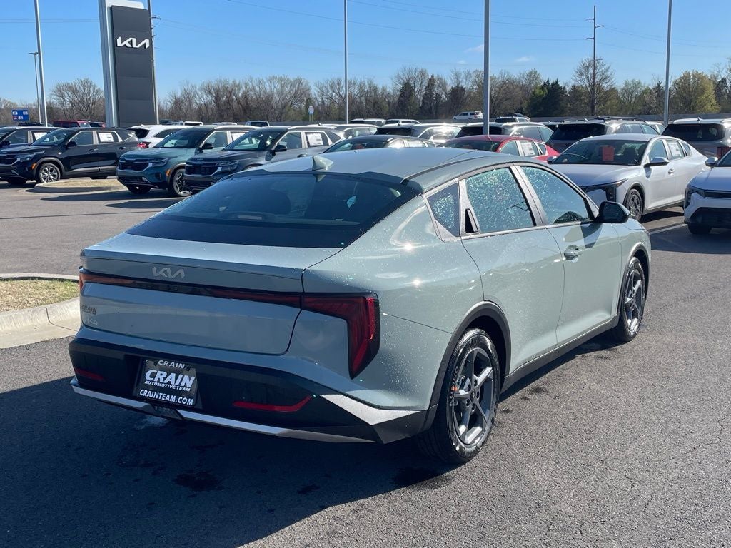 2026 Kia K4 LXS
