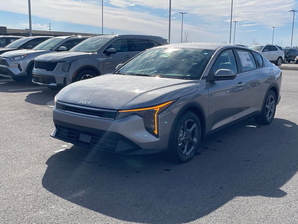 2026 Kia K4 LXS