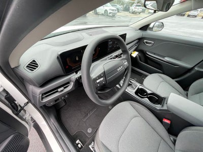 2025 Kia K4 LX
