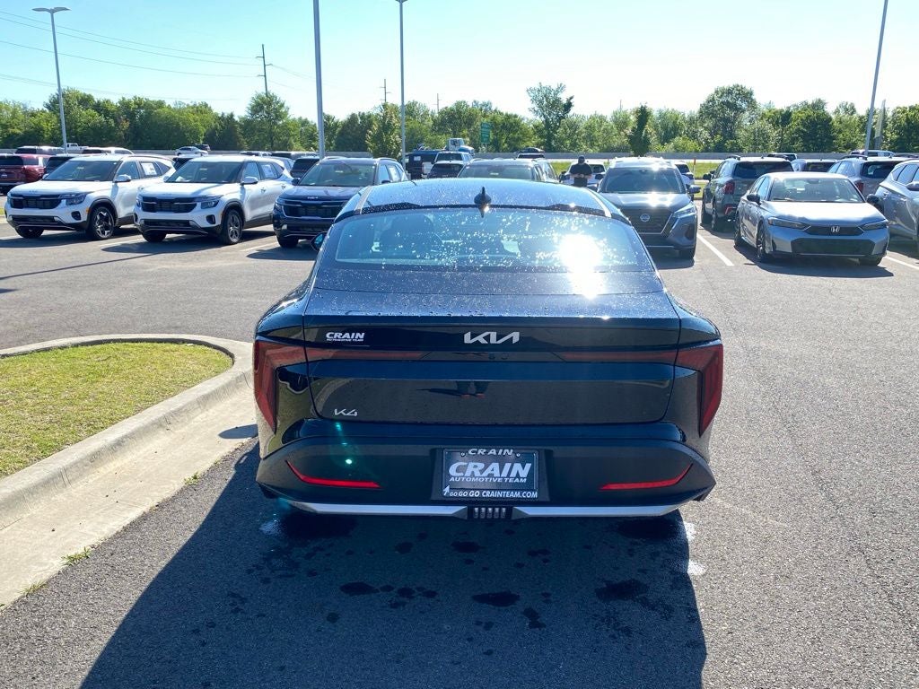 2026 Kia K4 LXS