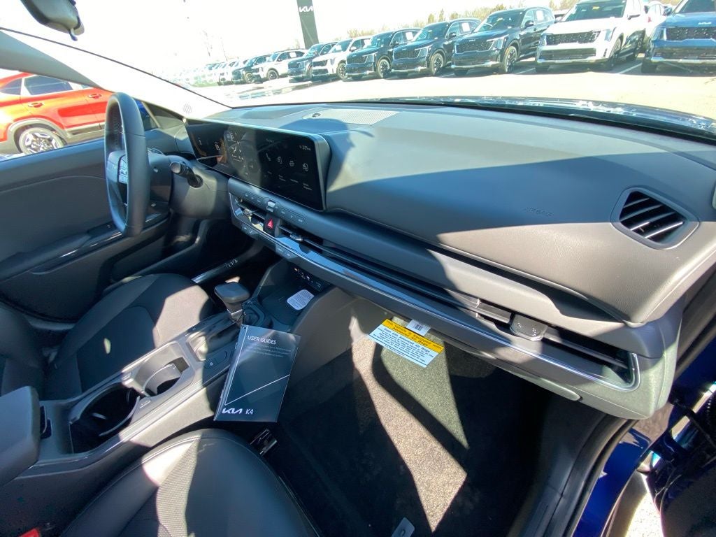 2026 Kia K4 EX