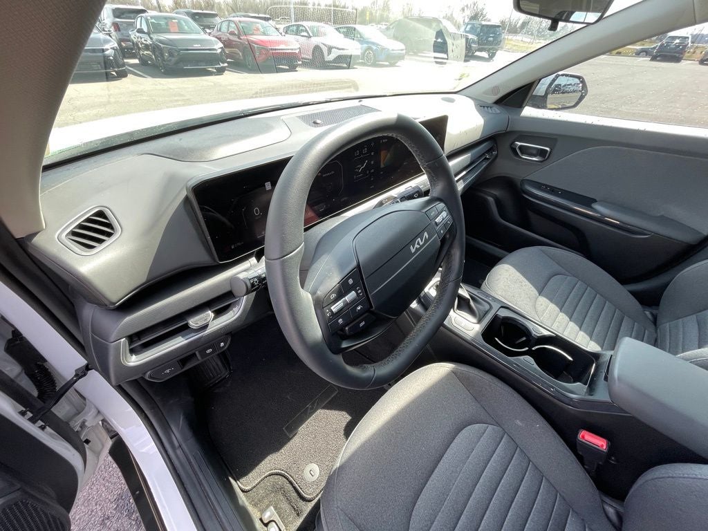 2025 Kia K4 EX ONE OWNER / CLEAN CARFAX