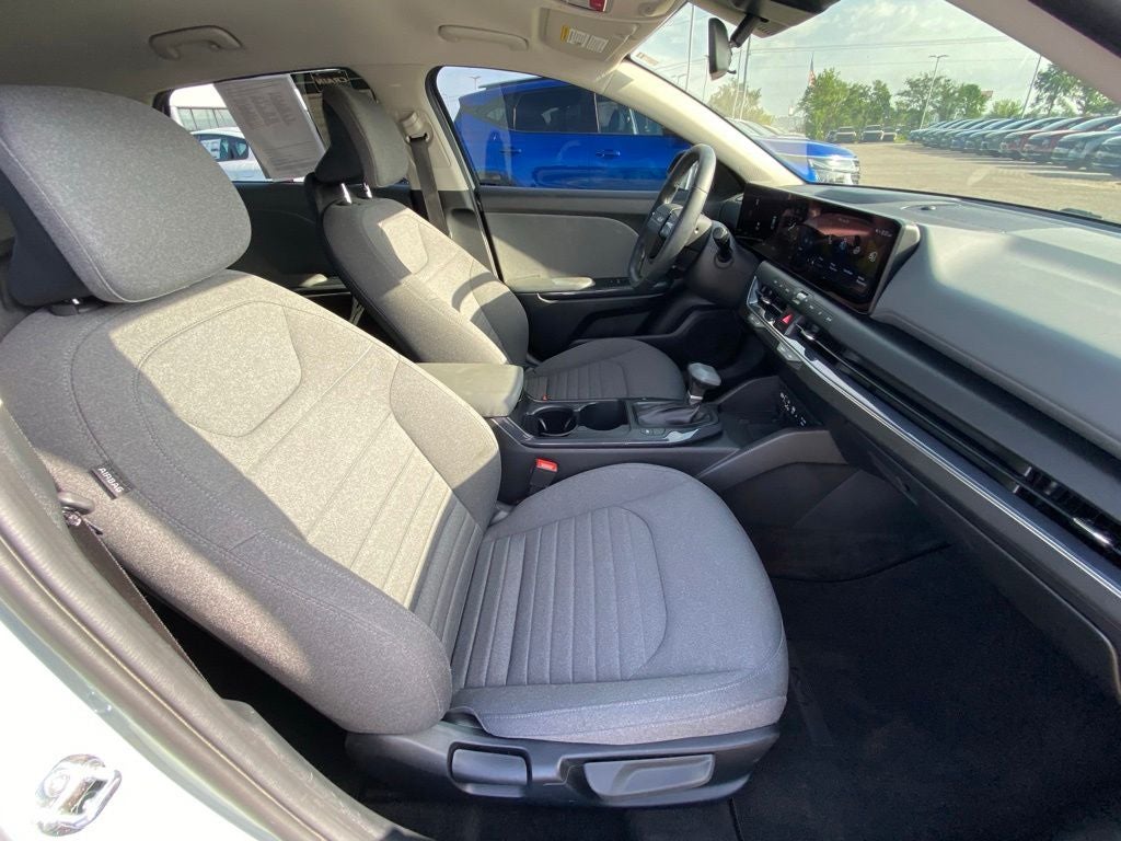 2025 Kia K4 EX ONE OWNER / CLEAN CARFAX