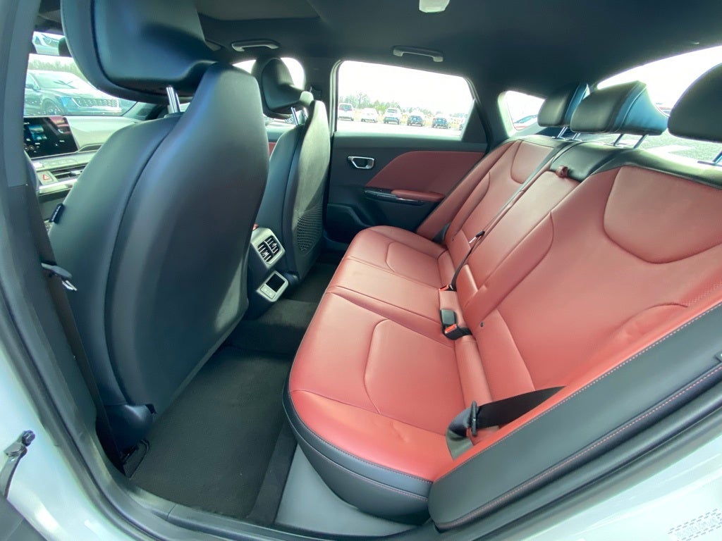 2025 Kia K4 GT-Line Turbo