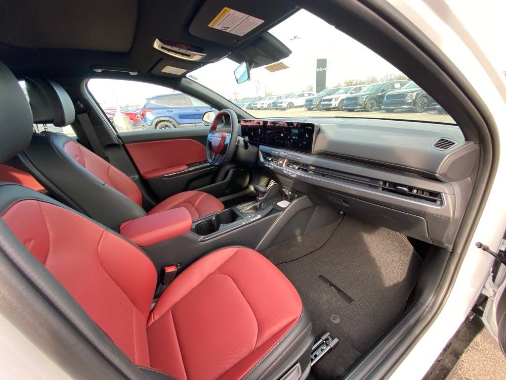 2025 Kia K4 GT-Line Turbo