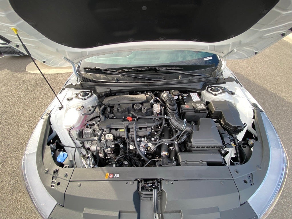 2025 Kia K4 GT-Line Turbo