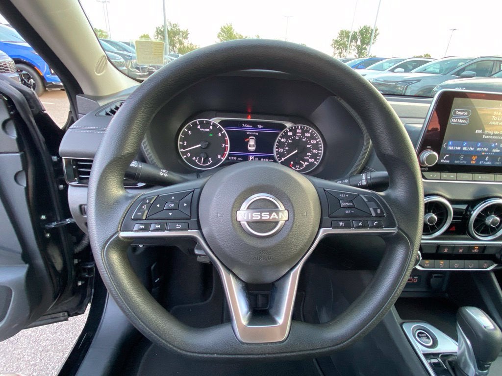 2025 Nissan Sentra SV ONE OWNER / KEYLESS ENTRY / BLIND SPOT
