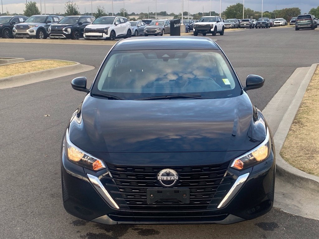 2025 Nissan Sentra SV ONE OWNER / KEYLESS ENTRY / BLIND SPOT