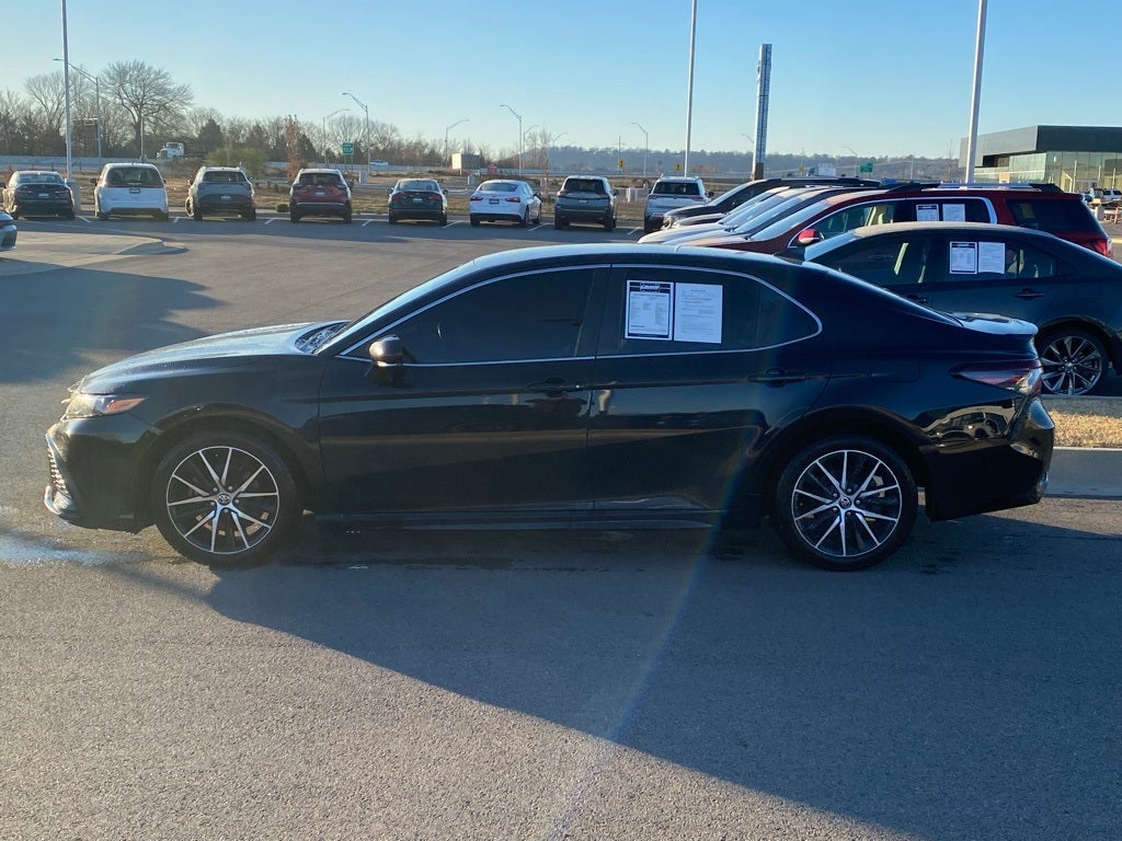 2023 Toyota Camry SE Nightshade / POWER SEAT