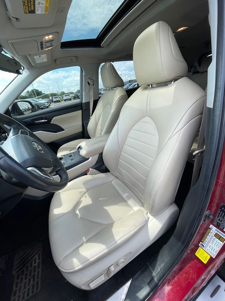 2023 Toyota Highlander Hybrid XLE