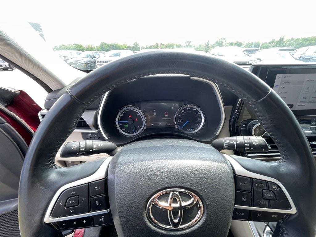 2023 Toyota Highlander Hybrid XLE