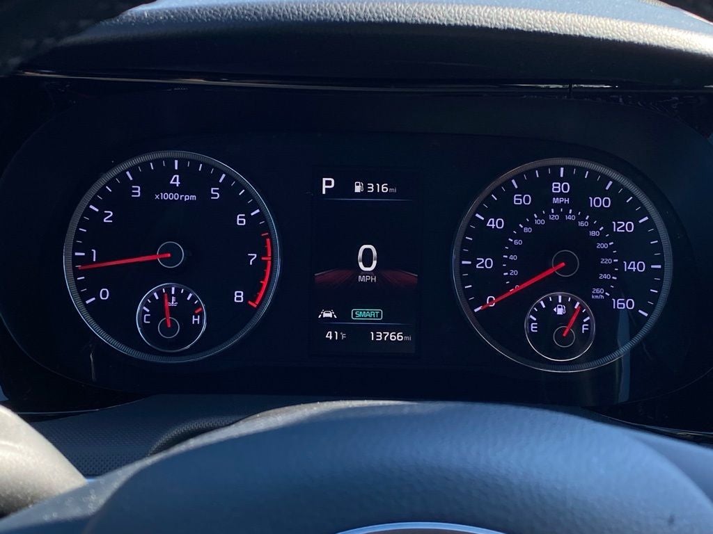 2024 Kia K5 GT-Line ONE OWNER / HEATED SEATS / AWD