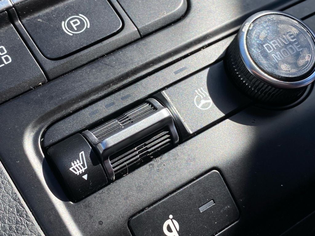 2024 Kia K5 GT-Line ONE OWNER / HEATED SEATS / AWD