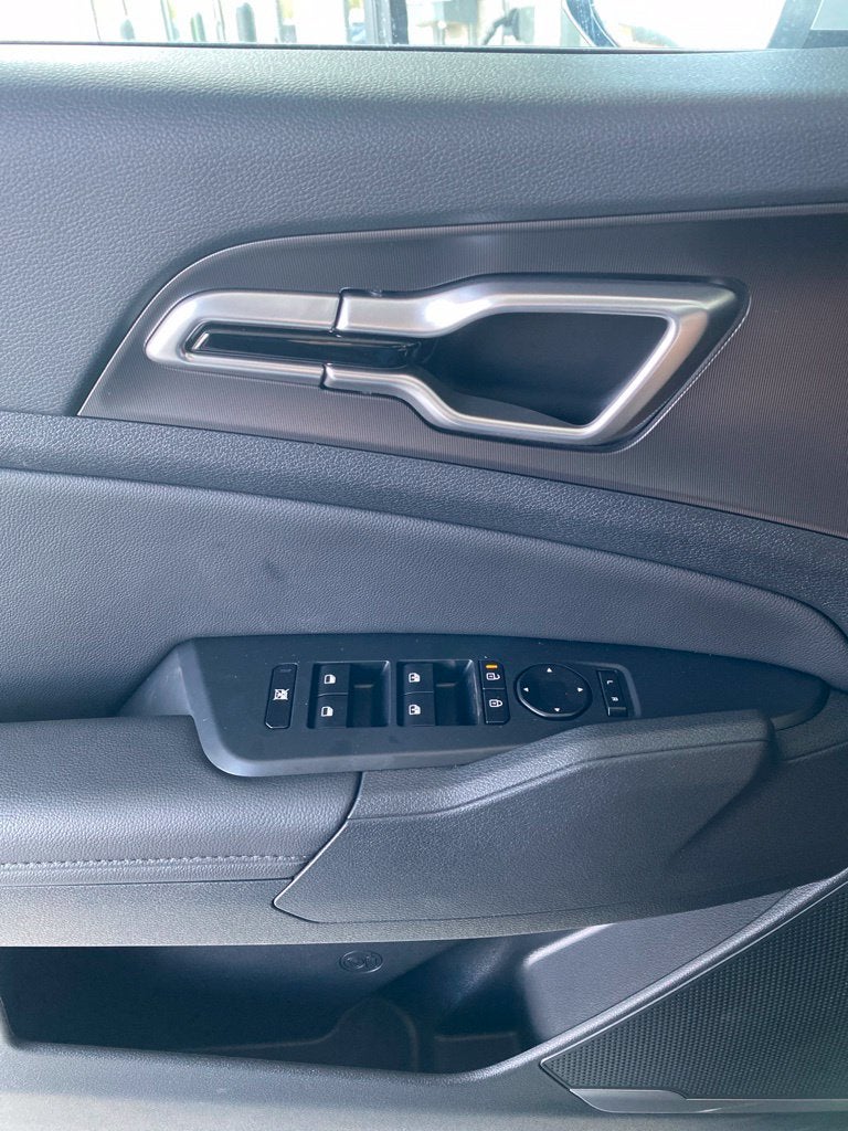2027 Kia Sportage EX