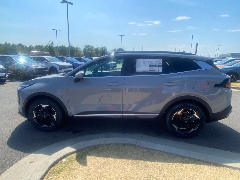 2027 Kia Sportage EX