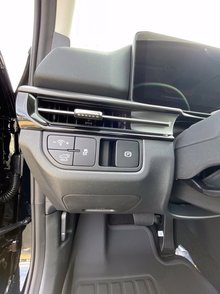 2027 Kia Sportage EX