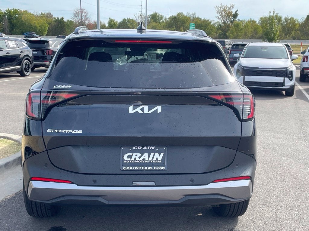 2027 Kia Sportage EX
