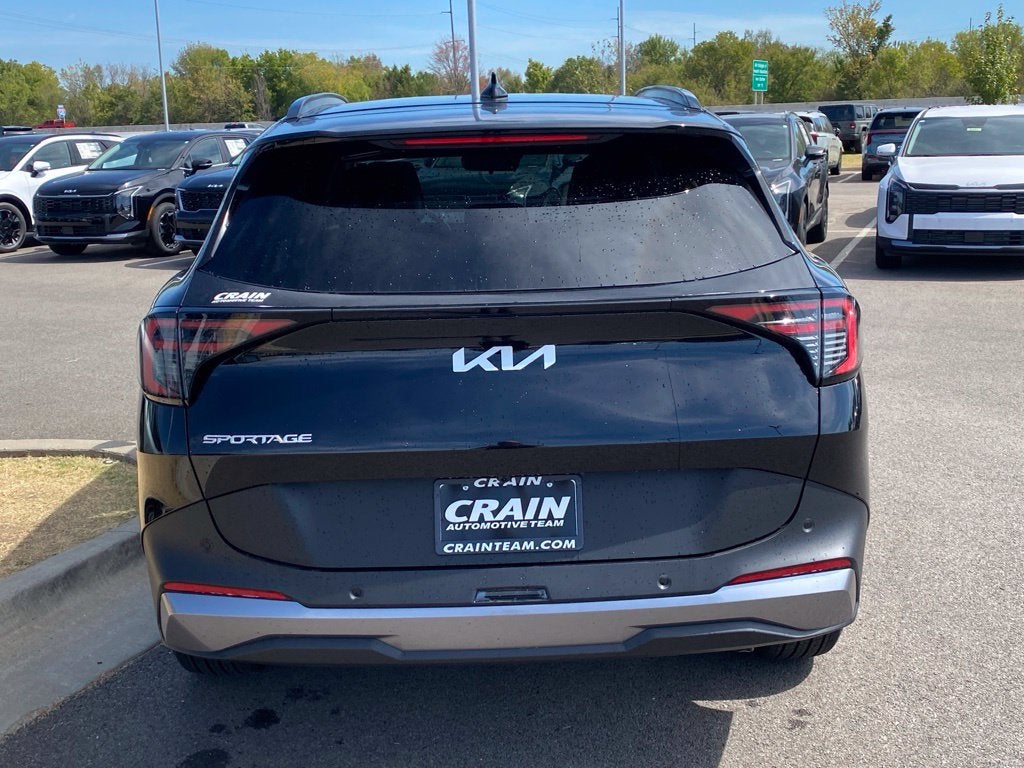 2027 Kia Sportage EX
