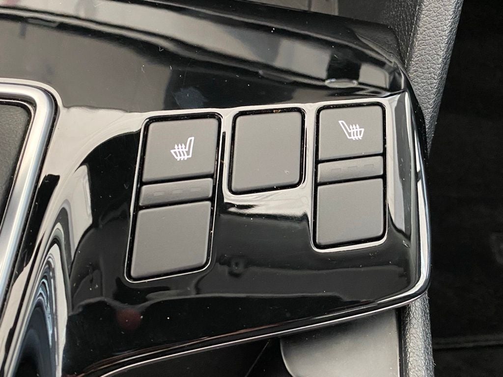 2025 Kia Sportage EX SUNROOF / NAV / HEATED SEATS
