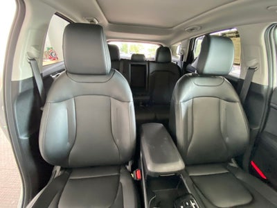 2025 Kia Sportage EX SUNROOF / NAV / HEATED SEATS