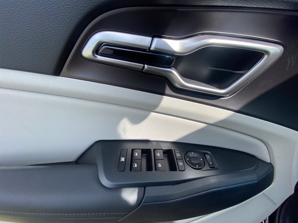 2027 Kia Sportage EX