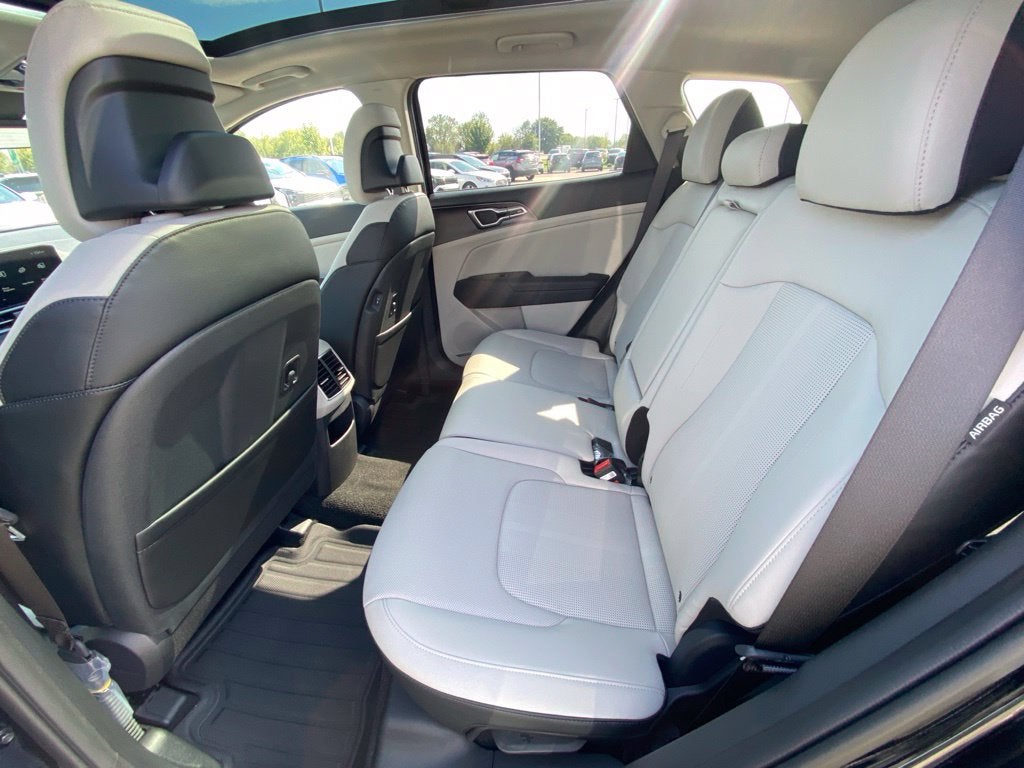 2027 Kia Sportage EX