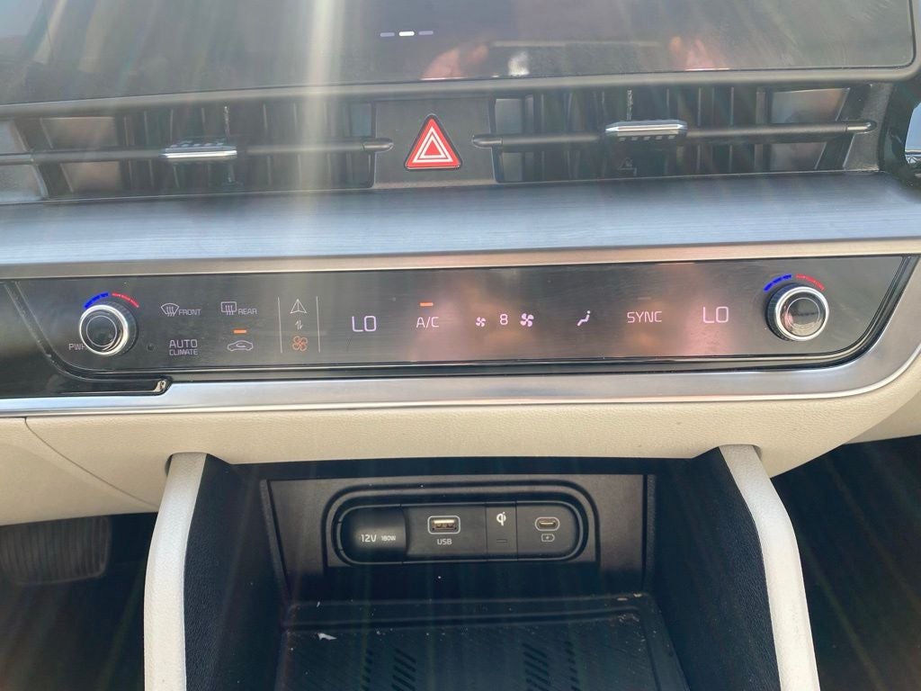 2024 Kia Sportage EX ONE OWNER / LEATHER / HEATED SEATS