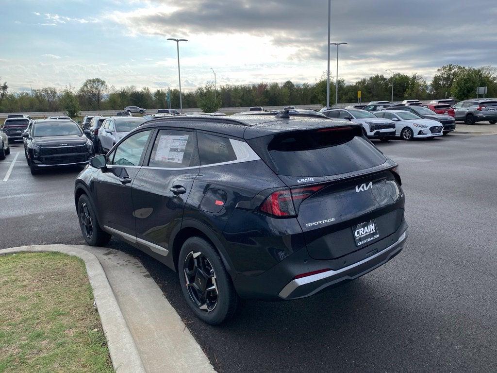 2027 Kia Sportage EX