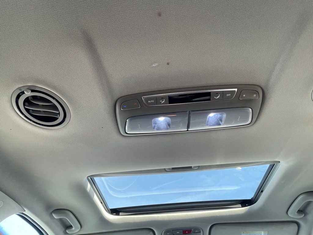 2024 Kia Telluride S HEATED SEATS / NAV / SUNROOF