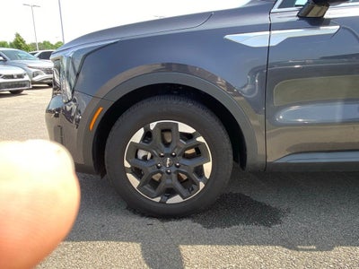2025 Kia Sorento S MOONROOF / ONE OWNER / HEATED SEATS