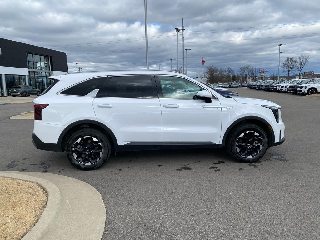 2024 Kia Sorento S AWD / LEATHER / NAV