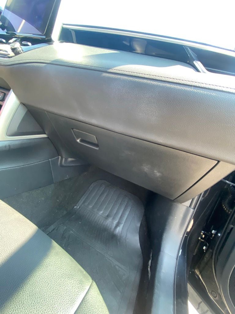 2024 Toyota Corolla Cross XLE POWER DRIVERS SEAT / HEATED SEATS