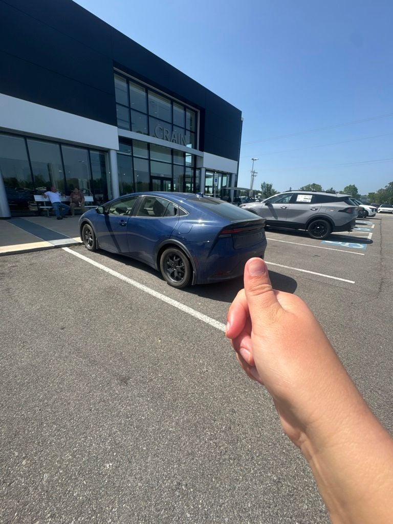 2023 Toyota Prius LE