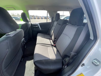 2023 Toyota 4Runner SR5 4X4 / ONE OWNER