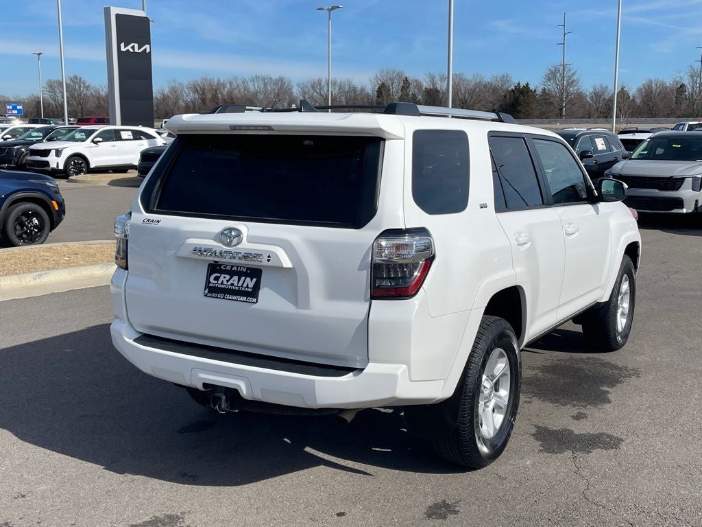 2023 Toyota 4Runner SR5 4X4 / ONE OWNER