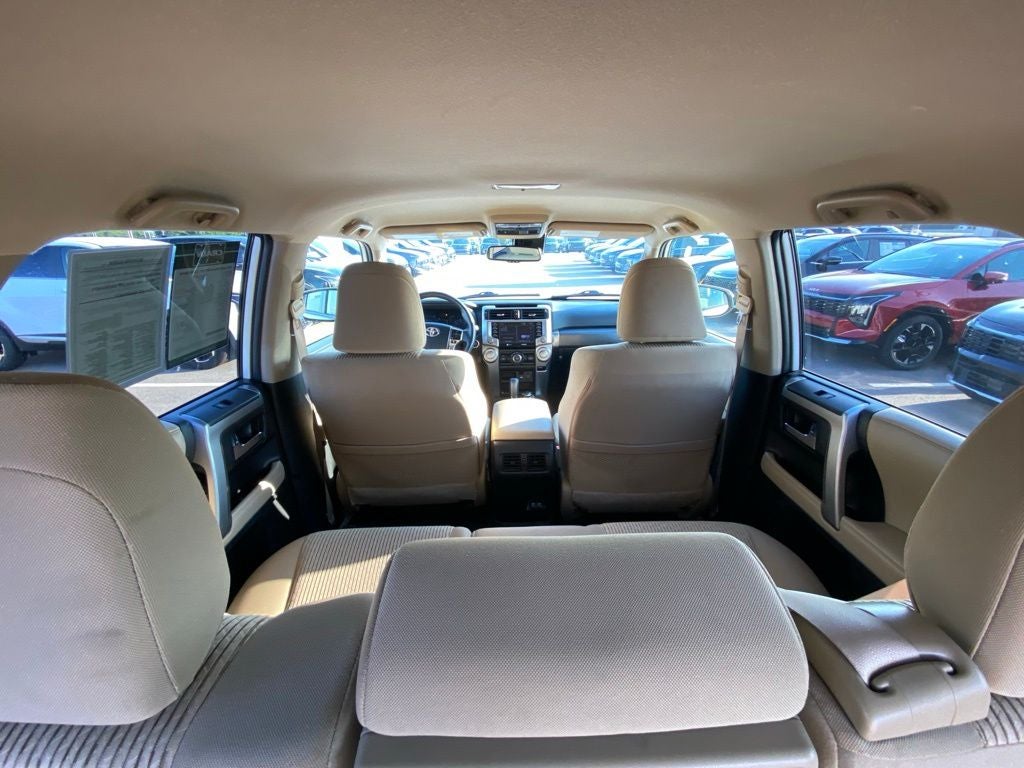 2022 Toyota 4Runner SR5 4X4 / CLEAN CARFAX