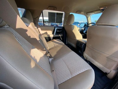 2022 Toyota 4Runner SR5 4X4 / CLEAN CARFAX