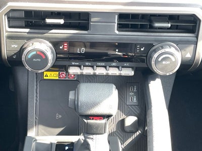2025 Toyota 4Runner i-FORCE MAX Hybrid TRD Off Road / ONE OWNER / 4X4