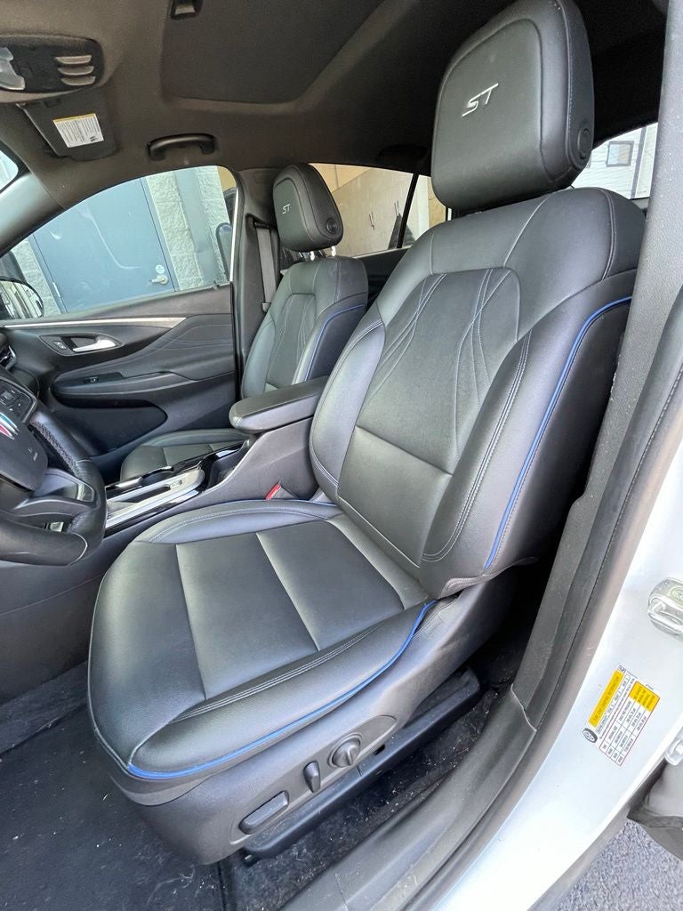 2024 Buick Envista Sport Touring ONE OWNER / MOONROOF / HEATED SEATS