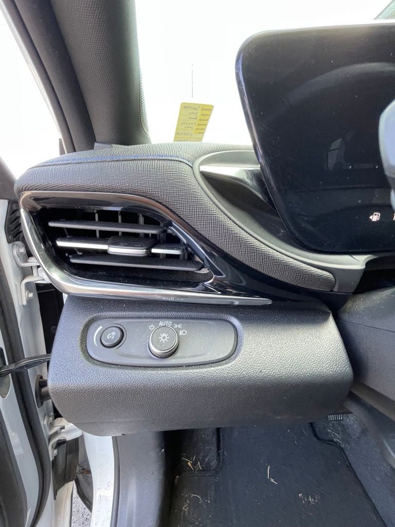 2024 Buick Envista Sport Touring ONE OWNER / MOONROOF / HEATED SEATS