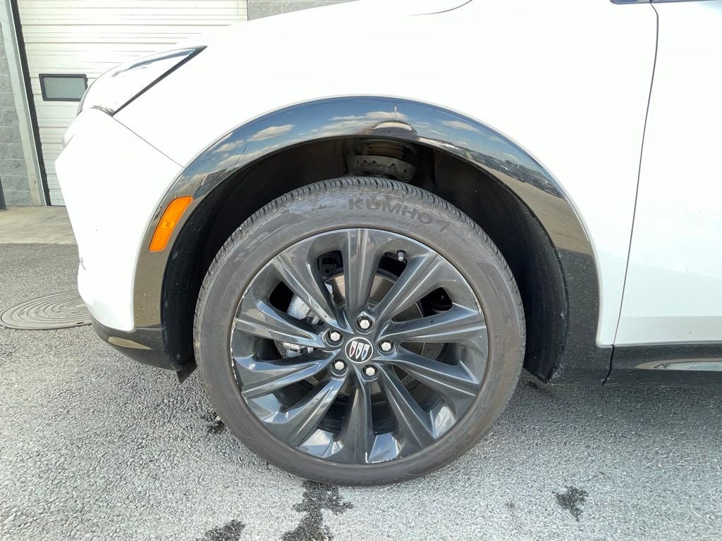 2024 Buick Envista Sport Touring ONE OWNER / MOONROOF / HEATED SEATS
