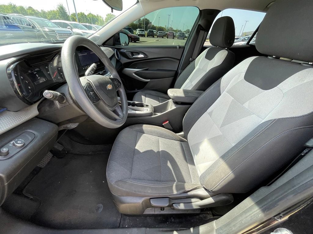 2024 Chevrolet Trax LS CLEAN CARFAX