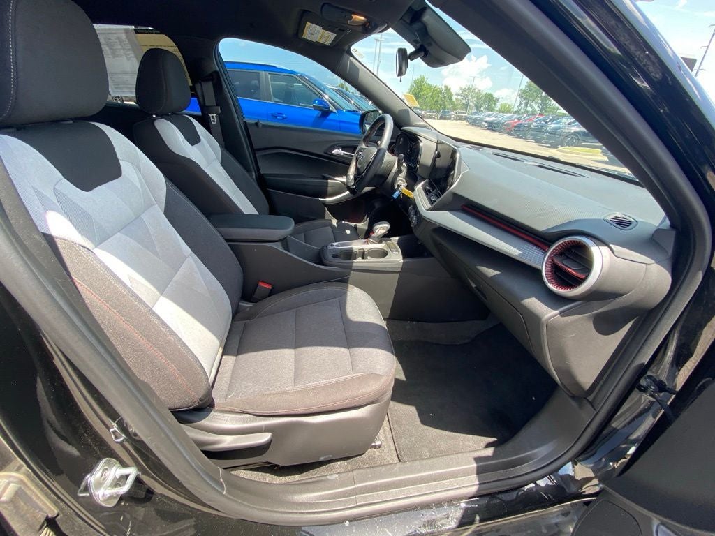 2024 Chevrolet Trax 1RS ONE OWNER / HEATED SEATS