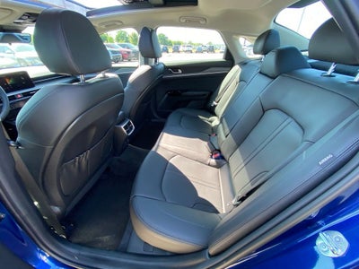 2025 Kia K5 EX