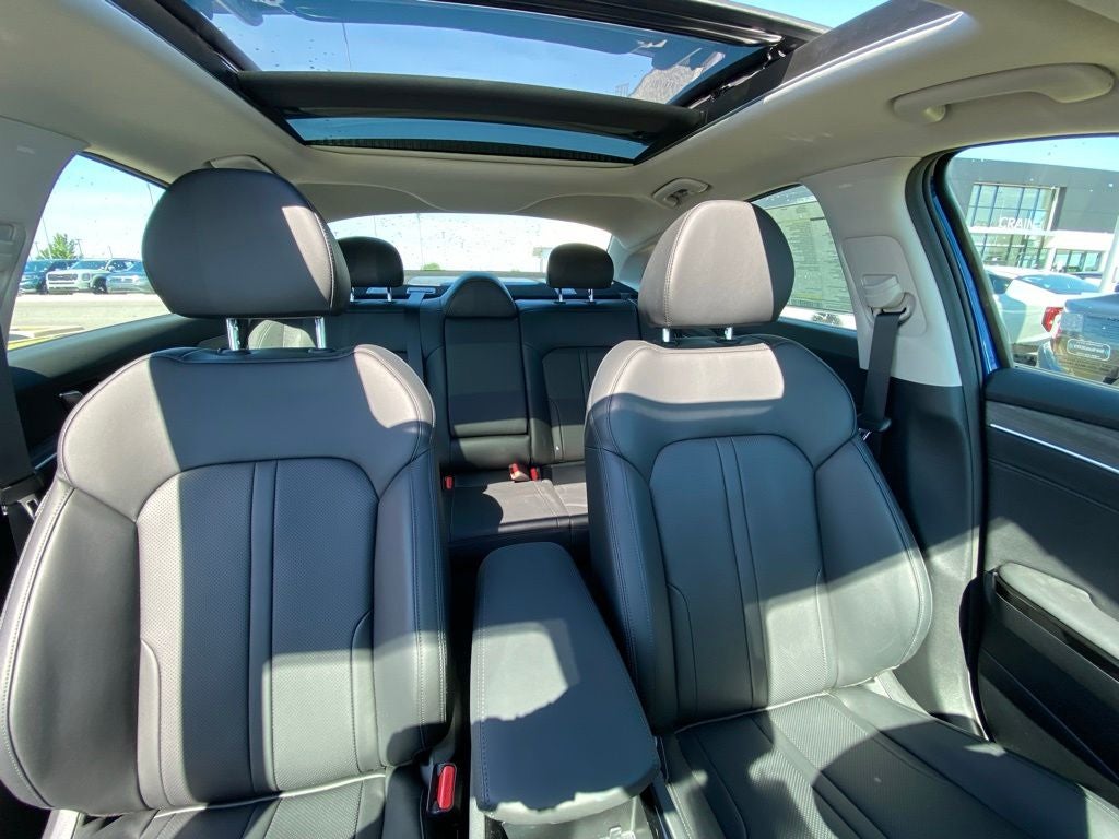 2025 Kia K5 EX